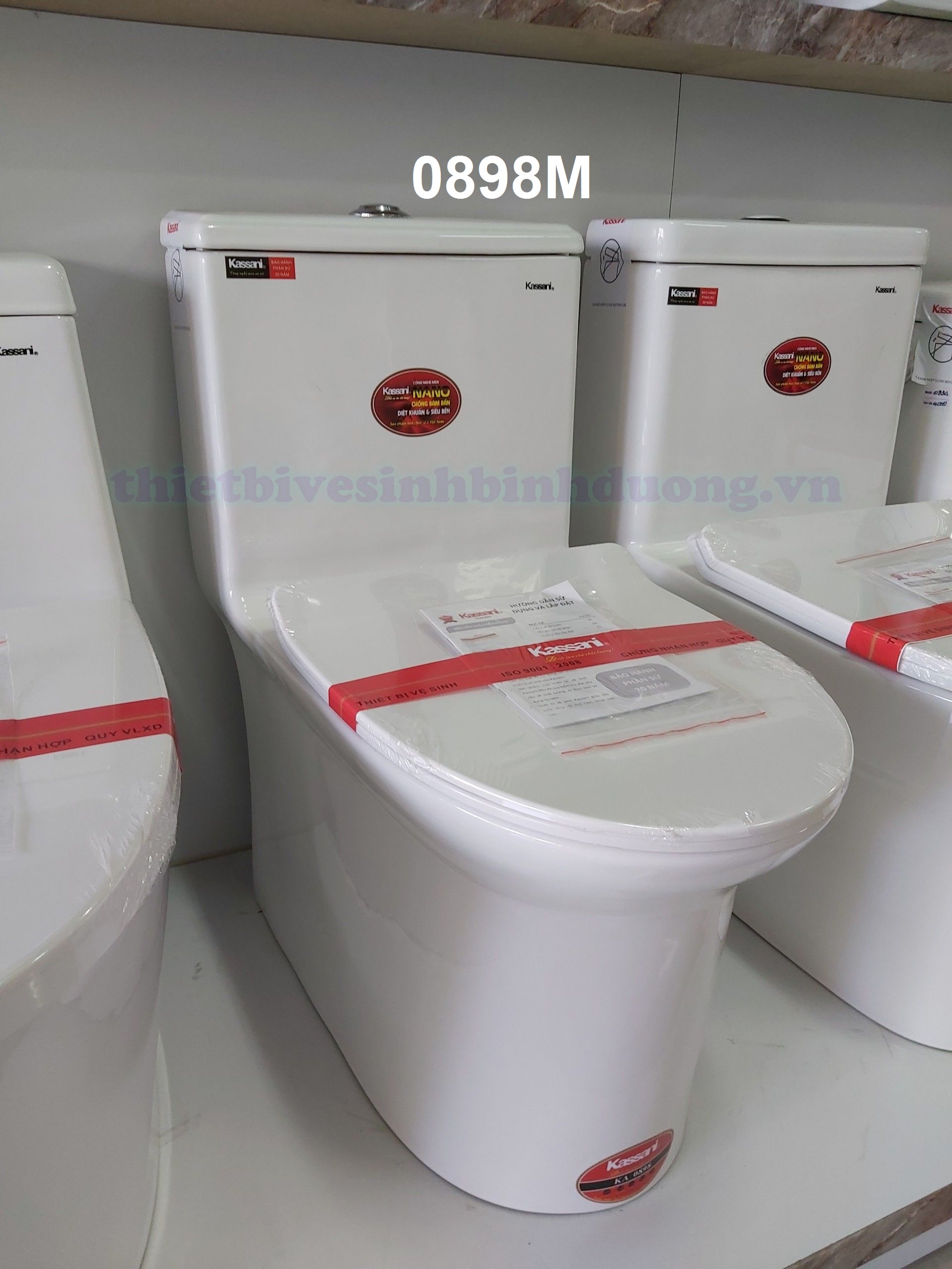 Bồn cầu sứ Thái Lan Kassani 0898M